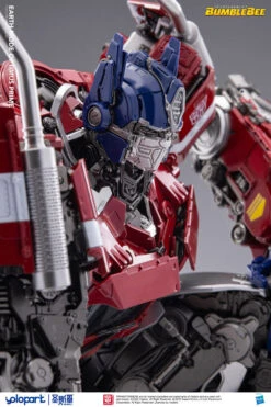 TransformersBumblebee Earth Mode Optimus Prime Model Kit -Bandai 016