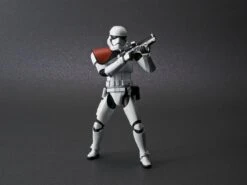 Bandai 1/12 FIRST ORDER STORMTROOPER (THE RISE OF SKYWALKER VER.) -Bandai 1 12 first order stormtrooper the rise of skywalker ver 09