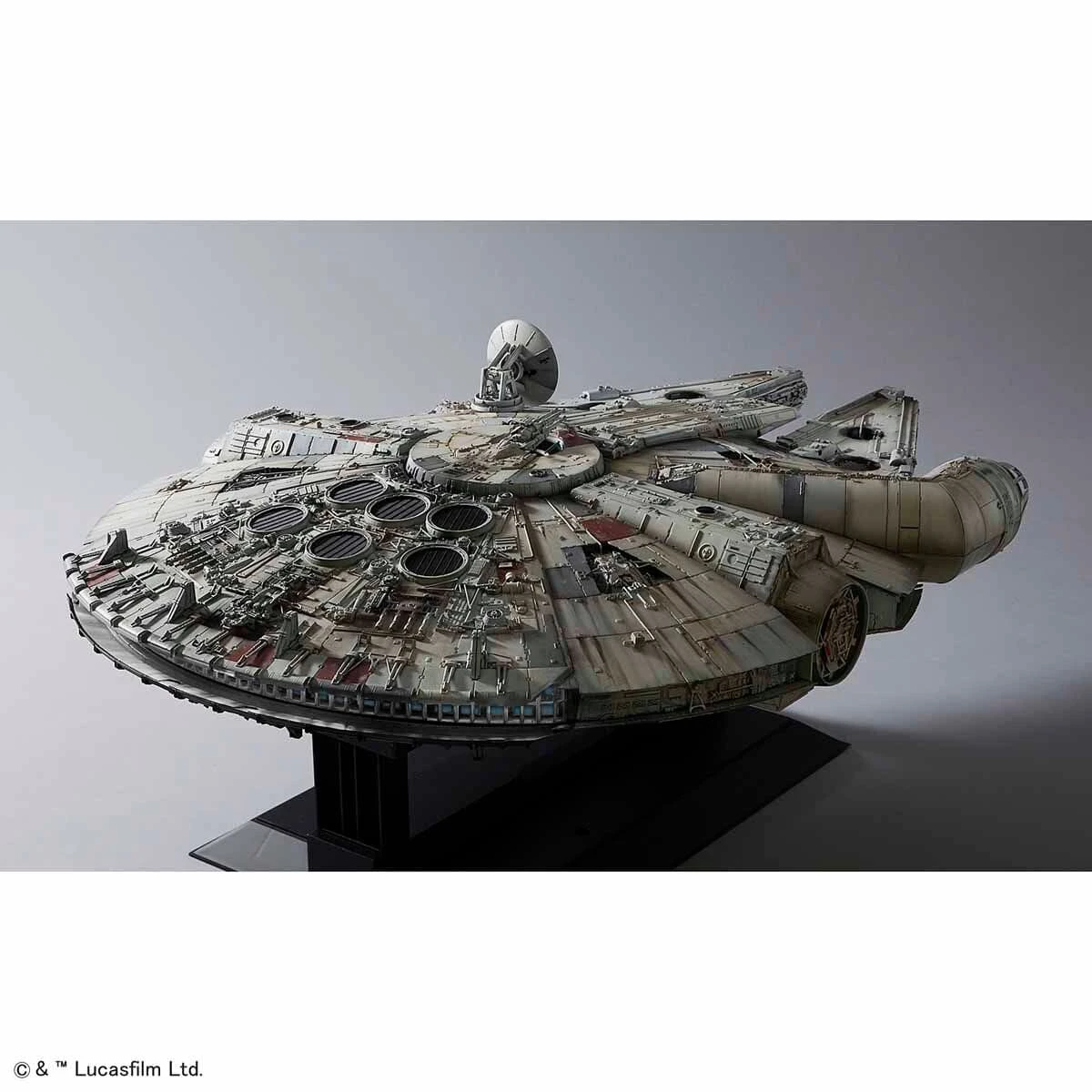 Bandai Star Wars PG 1/72 Millennium Falcon (Standard Edition) Model Kit 4 Bandai Star Wars PG 1/72 Millennium Falcon (Standard Edition) Model Kit - Image 4