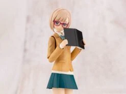 Kotobukiya Sousai Shoujo Teien Ryobu High School Winter Clothes Koyomi Takanashi (Dreaming Style Classic Ivy Ver.) 1/10 Scale Model Kit