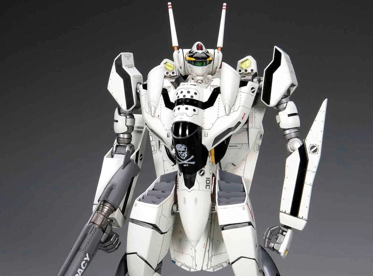 Macross Zero VF-0A/S Battroid 1/72 Scale Model Kit 1 Macross Zero VF-0A/S Battroid 1/72 Scale Model Kit