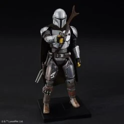 Bandai The Mandalorian (Beskar Armor) 1/12 Scale Model Kit -Bandai 32633ea7 7bab 4b03 8db2 8c11d9e3a831