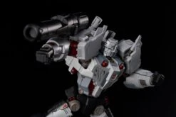 Bandai Megatron IDW (Autobot Ver.) -Bandai 55545349 1217926365038297 7365919352735924224 o