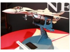 Macross Plus VF-11B Thunderbolt 1/72 Scale Model Kit -Bandai hsg65722 1 1485108018